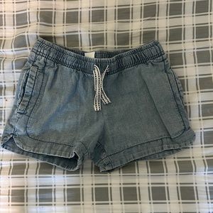 Carter’s girl blue shorts size 4/5